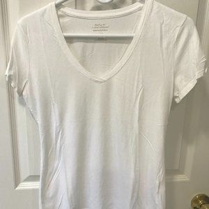 Banana Republic "Timeless Tee"- White- XS